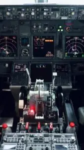 Boeing 737 Cockpit